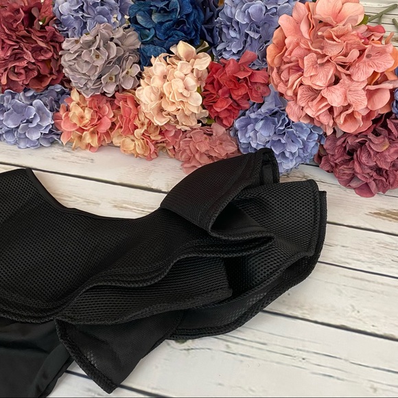 Avant Garde Ruffled One Shoulder Bodysuit Swimsuit - Picture 11 of 16